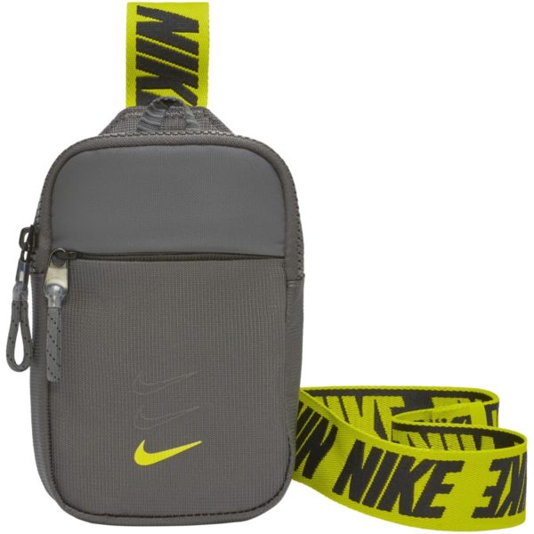 Nike Sportswear Essentials Shoulder Bag